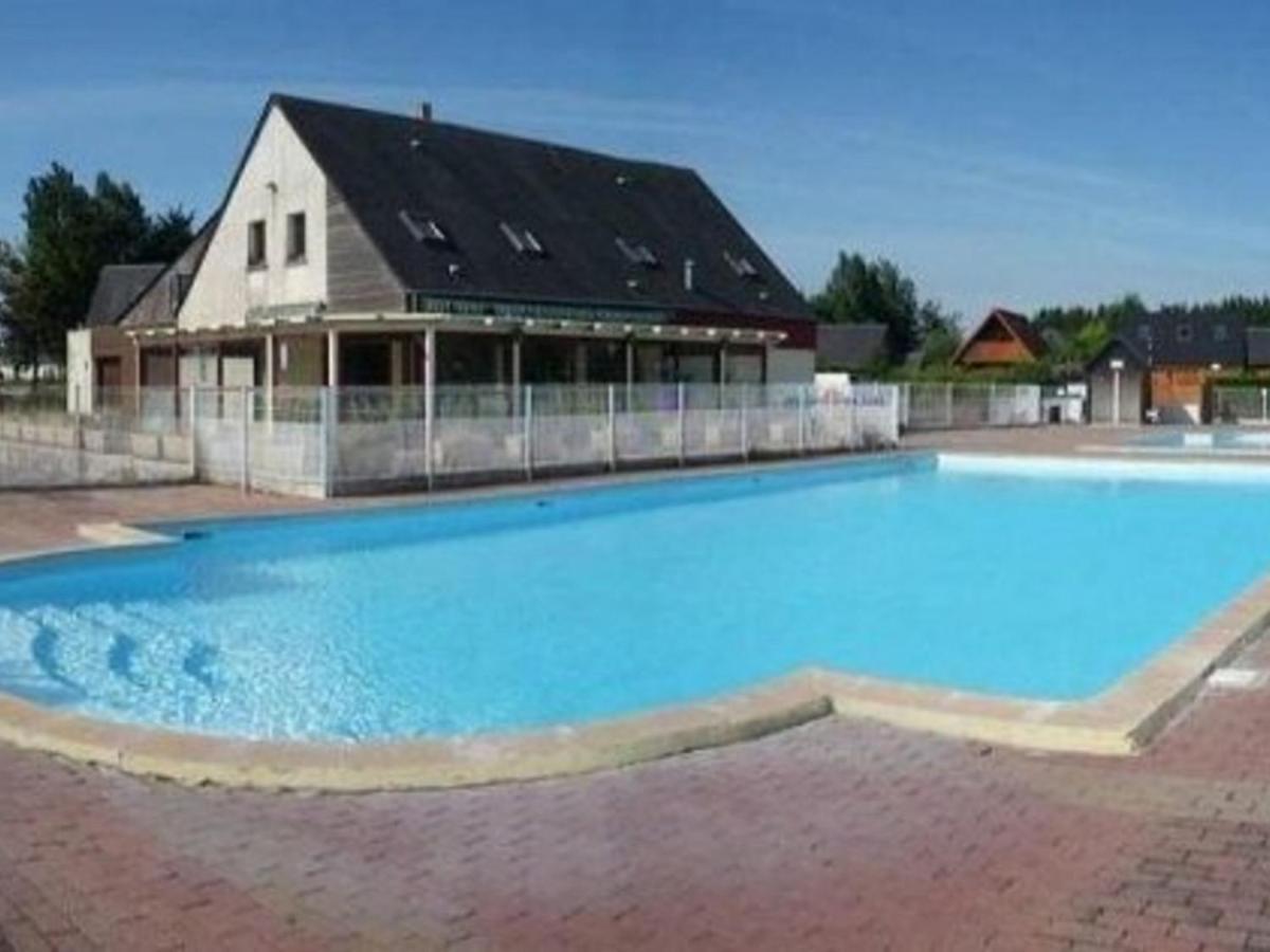 Chalet Avec Piscine Chauffee, Tennis Et Jardin Clos, A 1700M De La Plage De Cabourg - Fr-1-465-22 Exterior foto